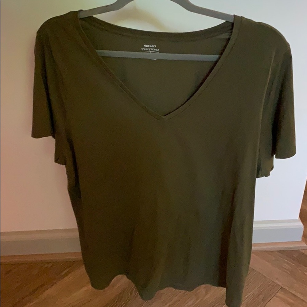 Old Navy Everywear tee
